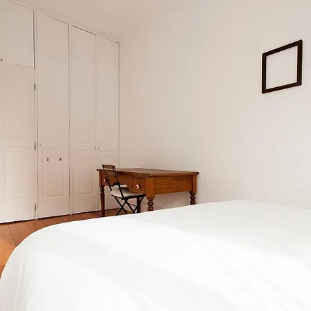 Central, Charming, Quiet, Garden And Parking Διαμέρισμα Lisboa