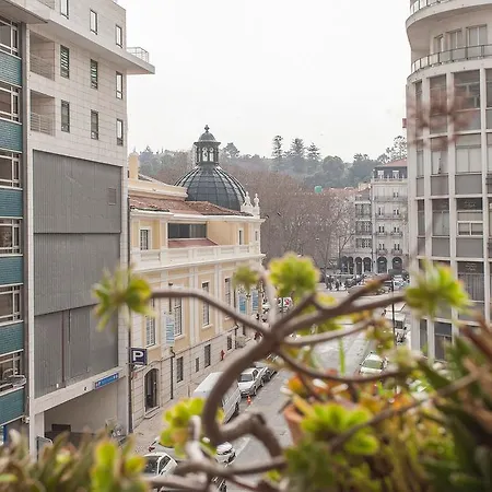 Central, Charming, Quiet, Garden And Parking