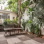 Apartmán Central, Charming, Quiet, Garden And Parking Lisboa